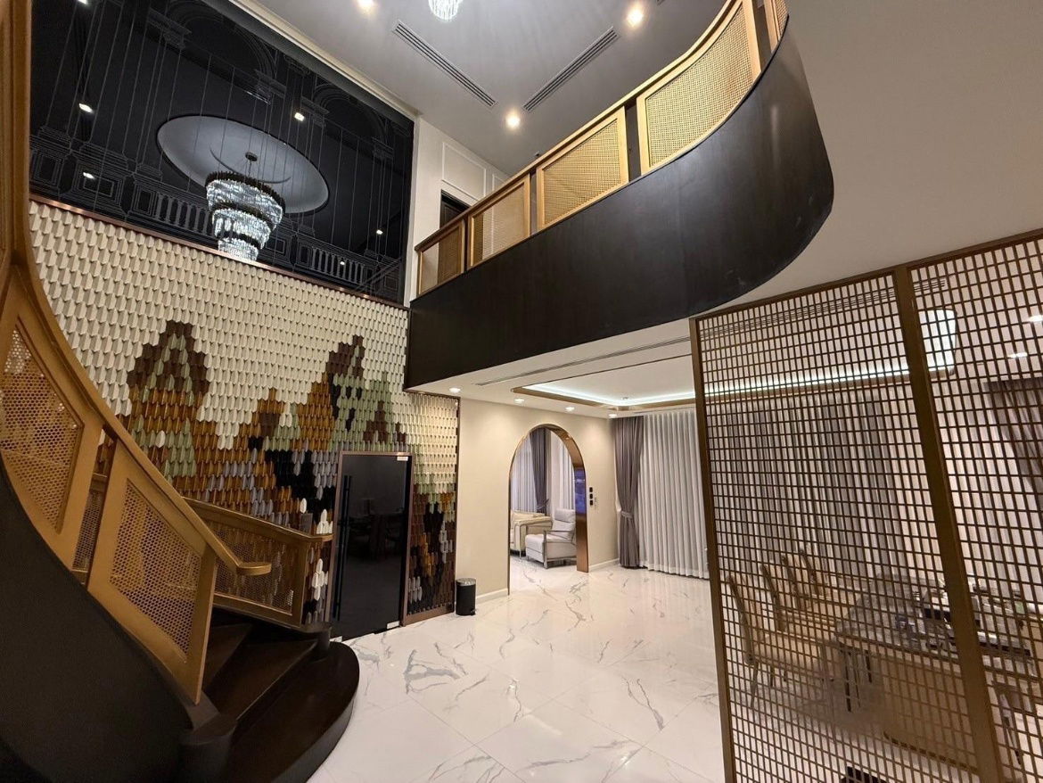 รูป ให้เช่าบ้านหรู Grand Bangkok Boulevard Bangna-Onnut : แกรนด์ บางกอก บูเลอวาร์ด บางนา - อ่อนนุช - รูปที่ 3/17