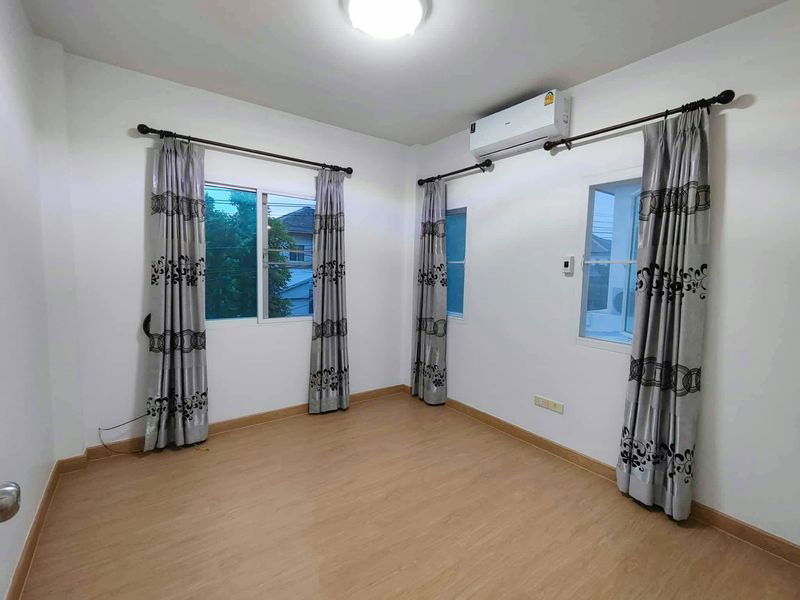 รูป ขายบ้านมือสองศรีราชา หลังมุม โครงการ ธาดาทาวน์ บางพระ  - รูปที่ 13/17