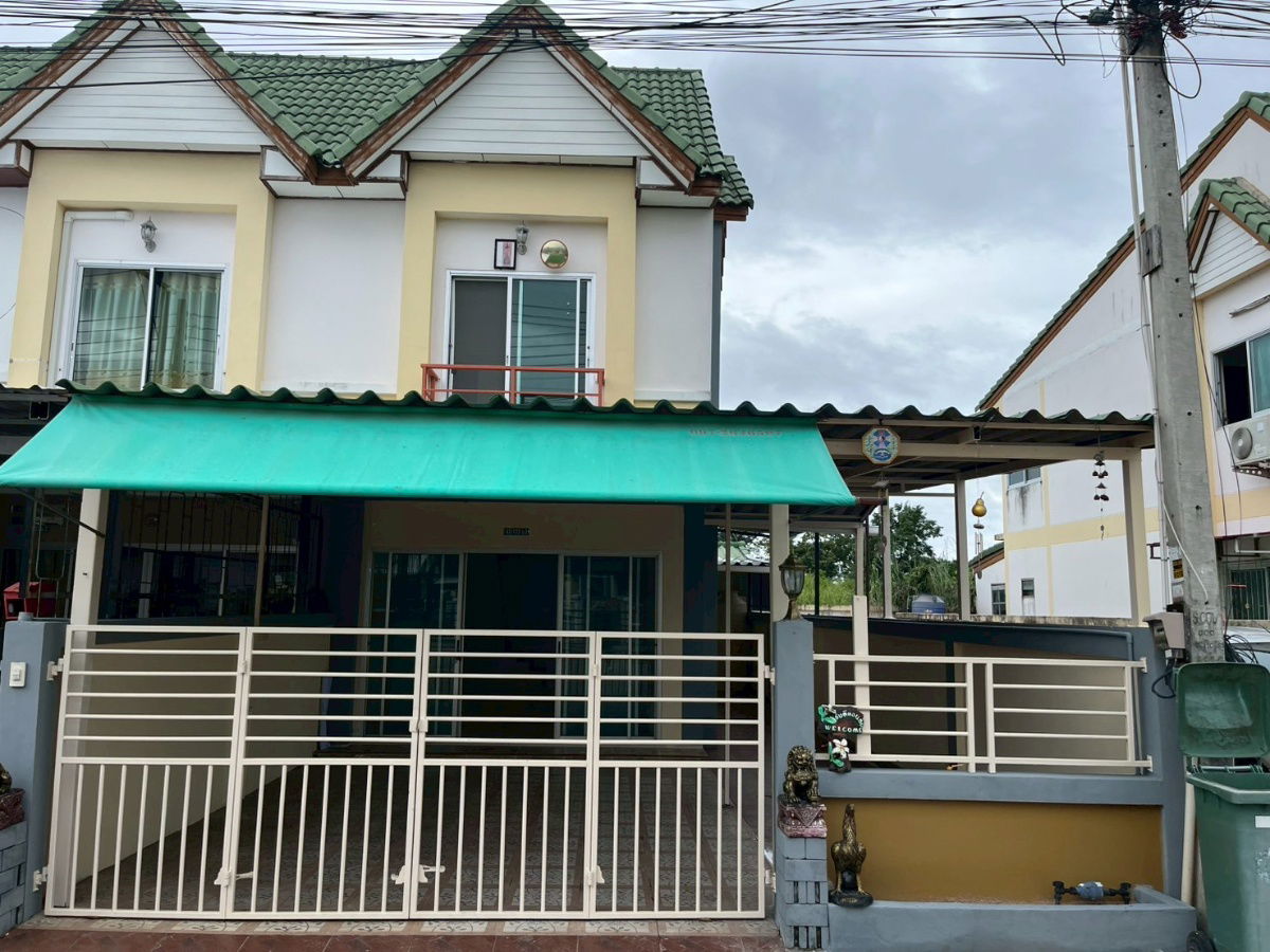 รูป ให้เช่าทาวน์เฮาส์หลังมุม หมู่บ้านพรเทพ 7 บางละมุง ชลบุรี  (ใกล้อุทยานหินล้านปีและฟาร์มจระเข้) - รูปที่ 1/15