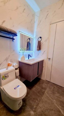 picture Pool villa for sale in the heart of Pattaya, premium location, fully furnished and move in ready - 11/15