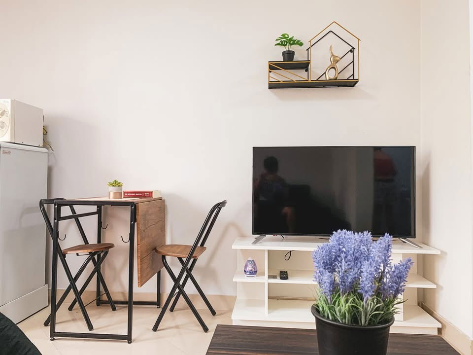 รูป ให้เช่าคอนโด i-House RCA ห้องสวย สะอาด เฟอร์ครบ เดินทางสะดวก ใกล้แหล่งทำงานและไลฟ์สไตล์กลางเมือง - รูปที่ 11/25