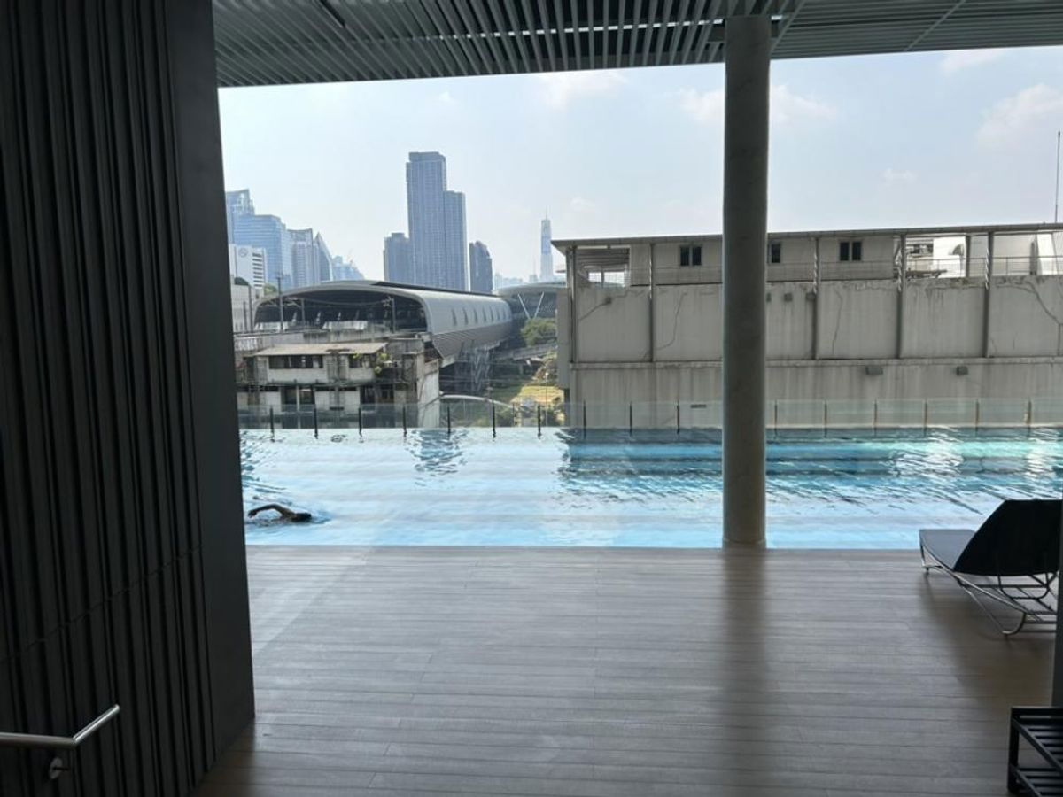 picture WS1831 🏙️ Luxury condo for rent, Life Asoke, in the heart of Bangkok, next to MRT and Airport Link, only 23,000 baht/month. - 17/17