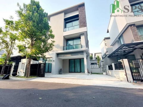 ให้เช่าบ้านแฝด บ้านกลางเมือง คลาส เอกมัย-รามอินทรา (SPSAD3124)
