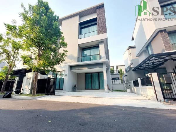 picture Semi-detached house for rent, Baan Klang Muang Classe Ekkamai-Ramintra (SPSAD3124) - 1/8