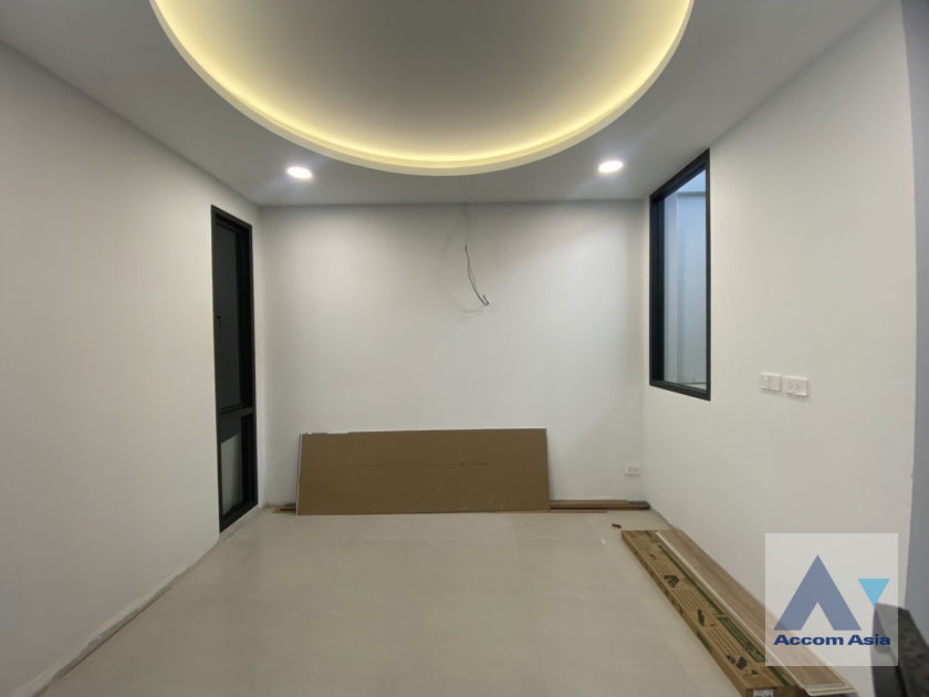 รูป 🔼🔽 AccomA 📩 Newly renovated 3 BR House in Khlong Ton Nuea (AA44322) - รูปที่ 5/20