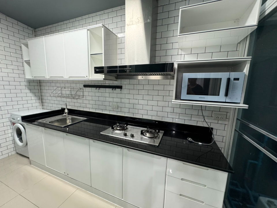 picture Townhome for rent, Golden Town Chiang Mai, near Ruamchok Market and Nakornpayap International School (NIS), convenient transportation.- RW006746 - 9/20