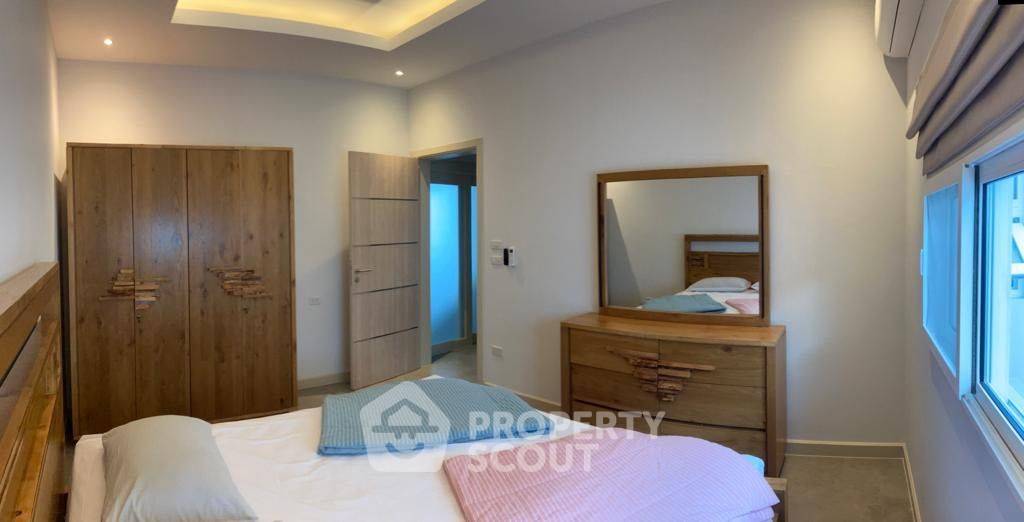 picture Brand New Eco-Friendly Pool Villa at Smart Hamlet (ID 1297096) - 6/31