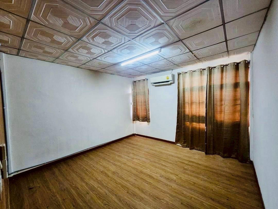 รูป For rent Town home Sukhumvit93 ให้เช่า ทาวน์เฮ้าส์ในซอย สุขุมวิท93 ซอยพึ่งมี ใกล้ BTS บางจาก - รูปที่ 2/14