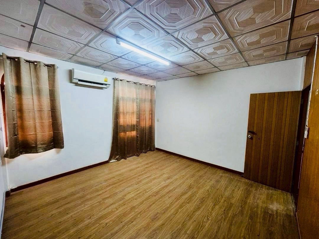 รูป For rent Town home Sukhumvit93 ให้เช่า ทาวน์เฮ้าส์ในซอย สุขุมวิท93 ซอยพึ่งมี ใกล้ BTS บางจาก - รูปที่ 6/14