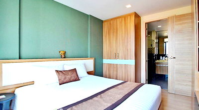 Apartment building for rent : 1 km. from BTS Ekkamai. Room for rent Big chain hotel Ekkamai Hotel monthly or yearly 35-100 sqm.