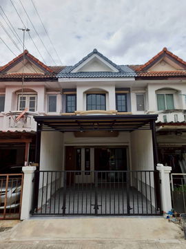 S341 🏡 2-storey townhouse for sale, Muang Pracha Village, Hathai Rat Road 35, selling for only 1,890,000 baht, including transfer.