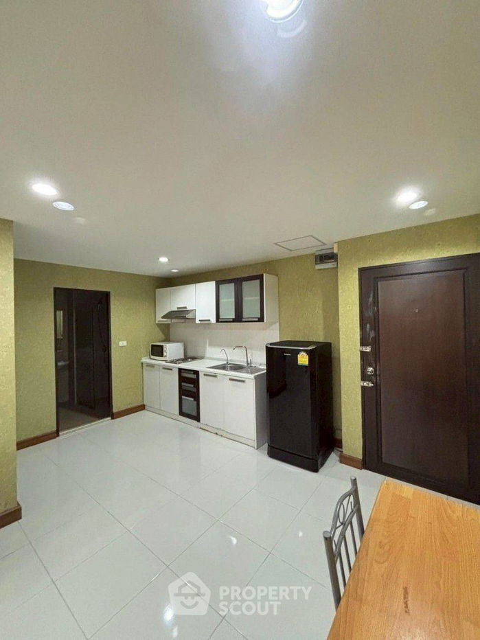 รูป คอนโด 1-ห้องนอน ที่ เลอร์ โคซี่ เอกมัย 28 คอนโดมิเนียม ใกล้ ARL รามคำแหง (ID 2231469) - รูปที่ 2/19
