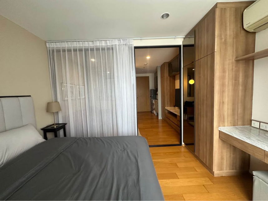 picture Code: KJ7994  for rent Noble Revo Silom // Line ID: @kjcondo (with @) // - 8/14
