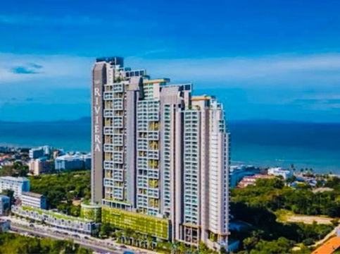 คอนโดมิเนียมหรูใกล้ชายหาด ตั้งอยู่ใจกลางย่านที่อยู่อาศัยยอดนิยมของจอมเทียน เดินทางสะดวก บรรยากาศดี เหมาะทั้งสำหรับอยู่อาศัยและการลงทุน  