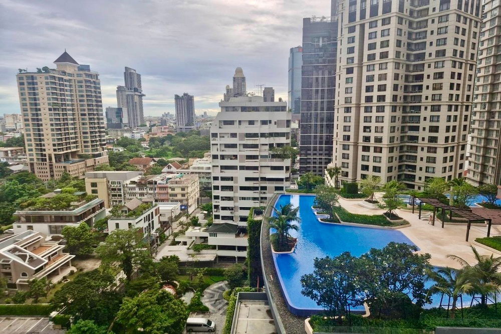 รูป 🔥 สำหรับเช่า !!🔥 Code C20250600060..........Sathorn Gardens, 2 ห้องนอน, 2 ห้องน้ำ, ชั้นสูง 13++, วิวสระว่ายน้ำ, แต่งครบ, พร้อมเข้าอยู่ 📣📣 - รูปที่ 2/7