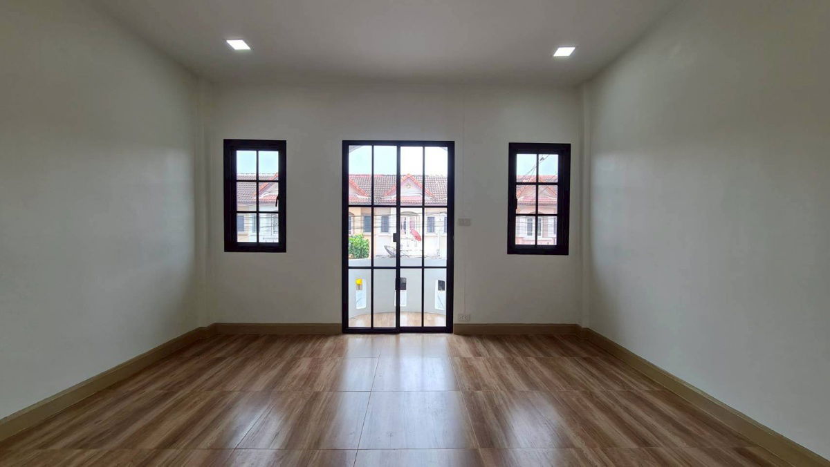 รูป S341 🏡 ขายทาวน์เฮาส์ 2 ชั้น หมู่บ้านเมืองประชา ถนนหทัยราษฎร์ 35 ขายเพียง 1,890,000 บาท รวมโอนแล้ว  - รูปที่ 18/20