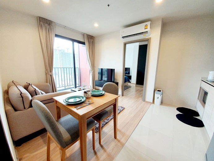 picture 📌Newly renovated room for rent📌 corner unit, big balcony facing south at The Base Garden Rama 9 - 2/12