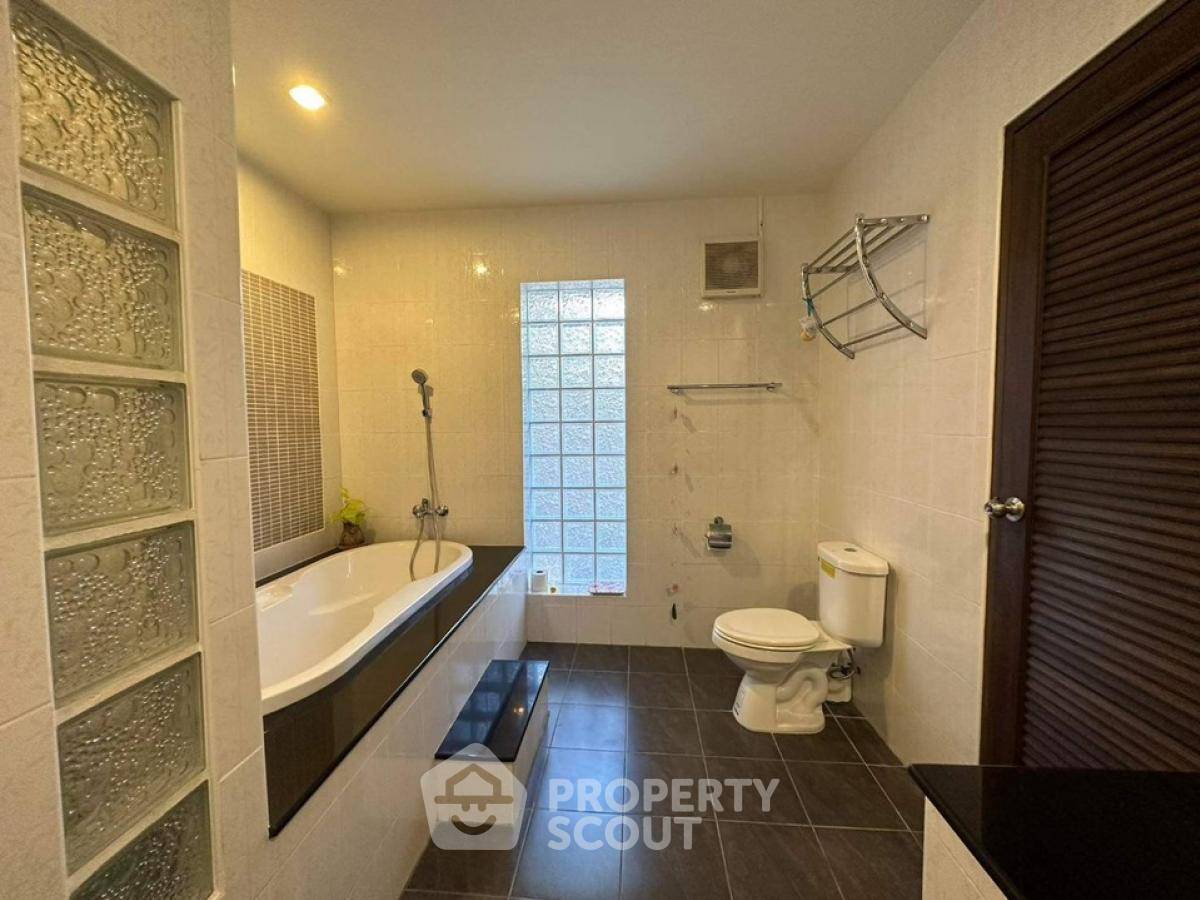 picture 5-BR House in Chalong (ID 1809924) - 13/34