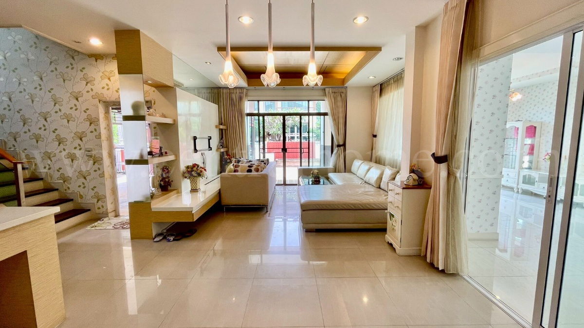 รูป บ้านเดี่ยว เศรษฐสิริ ประชาชื่น เรสซิเด้นท์ 3 หลังริม รีโนเวทใหม่ทั้งหลัง  - รูปที่ 6/18