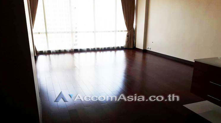 picture 🔼🔽 AccomA 📩 Modern condo with private balcony and open layout (1513968) - 6/10