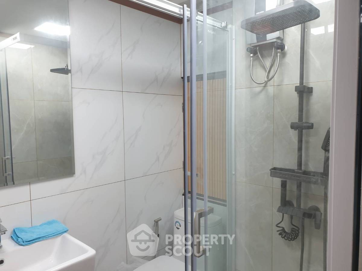 picture 2-BR Condo at D.S. Tower 2 Sukhumvit 39 Condominium near MRT Sukhumvit (ID 882560) - 16/17