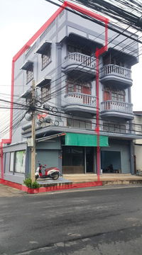 Commercial building for rent Soi Phrahonyothin58