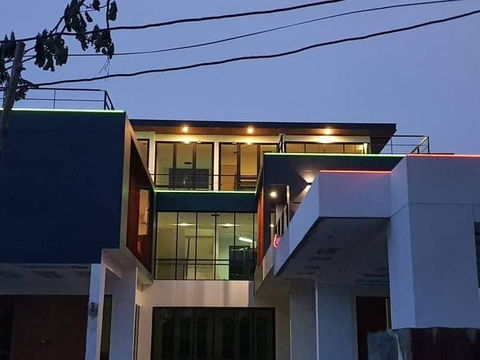 🏡✨ For Rent: Luxurious 3-Storey Pool Villa - Sukhumvit