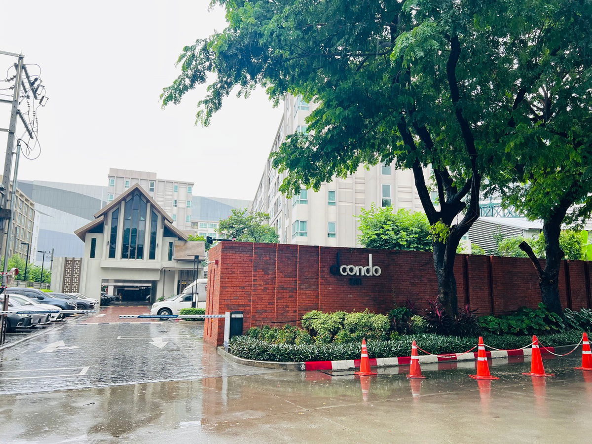 picture ✅ D Condo Rin, pool view, 33 sq m, 12,000 baht, available 12/8/2025☎️064-792-4426 (Ben - 12/13