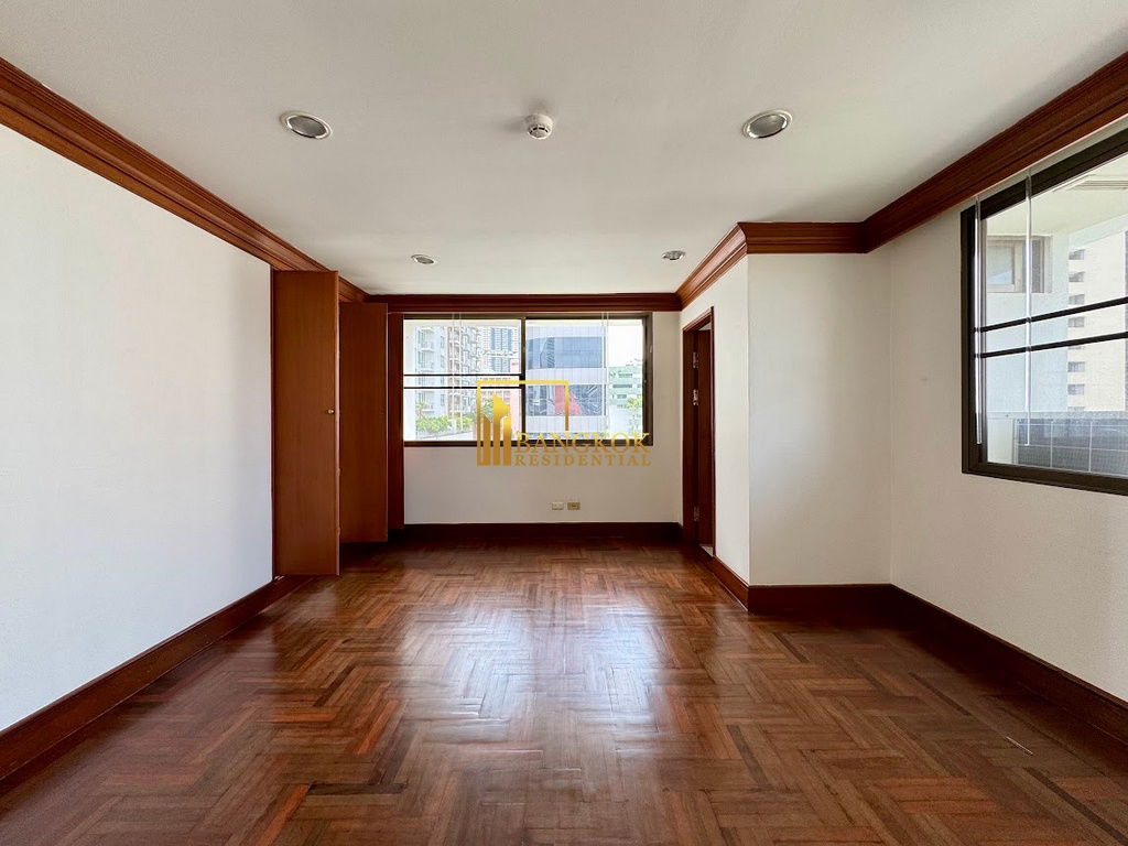 picture Large 4 Bedroom Duplex Apartment in Phrom Phong - BR21290AP - 23/55
