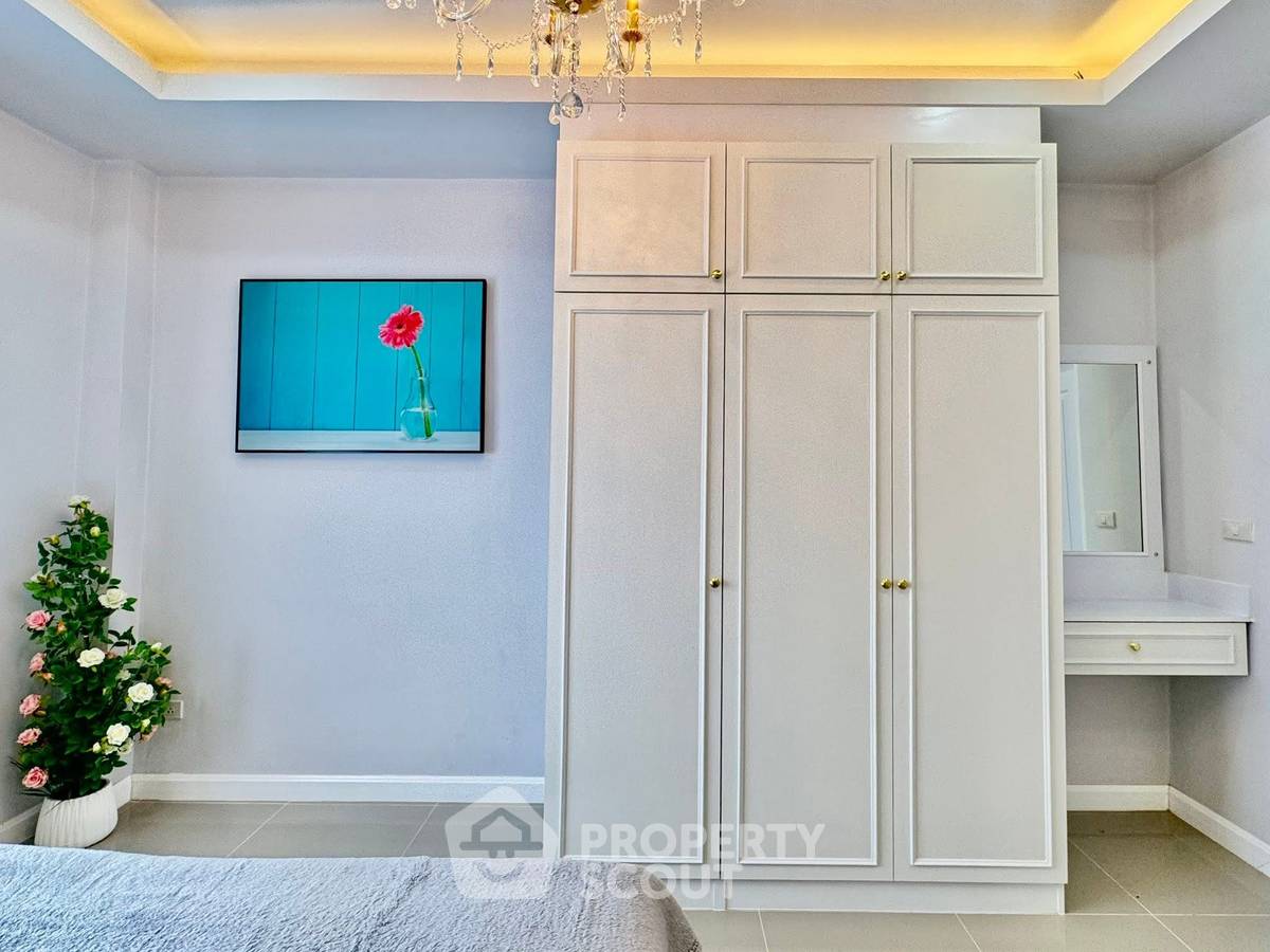 รูป บ้าน 3-ห้องนอน ใกล้ พัทยาตะวันออก (ID 2230063) - รูปที่ 8/25