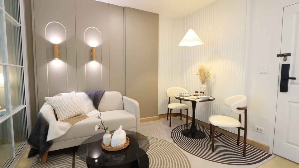picture  Urgent Sale! Beautifully decorated minimal style condo near Bangkhunthod MRT 🌿 - 11/11