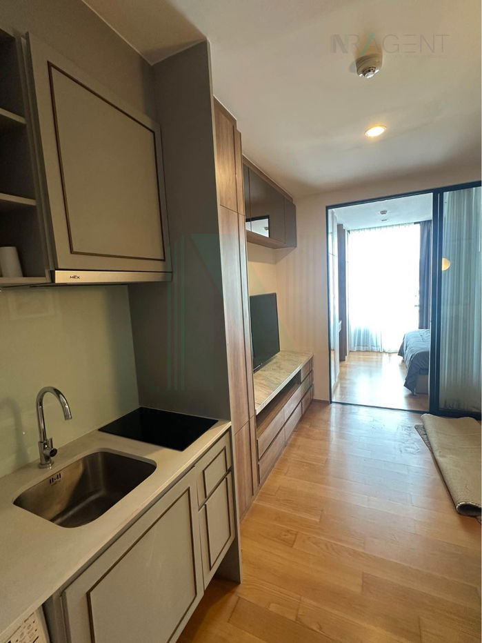รูป ให้เช่าคอนโด โนเบิล รีโว สีลม อาคาร 1 ชั้น 14 1 ห้องนอน ขนาด 34 ตรม ใกล้ เซ็นทรัล สีลม คอมเพล็กซ์ - รูปที่ 7/9
