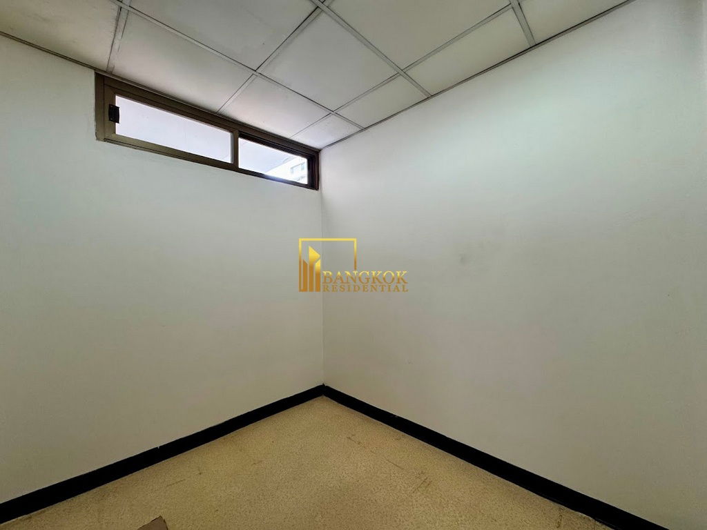 picture Large 4 Bedroom Duplex Apartment in Phrom Phong - BR21290AP - 46/55