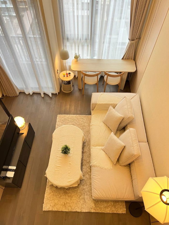 picture Park Origin Chula Samyan【𝐑𝐄𝐍𝐓】🔥The decor emphasizes simplicity, with a white and gold tone that adds elegance. 🔥  Contact Line ID: @hacondo - 5/10