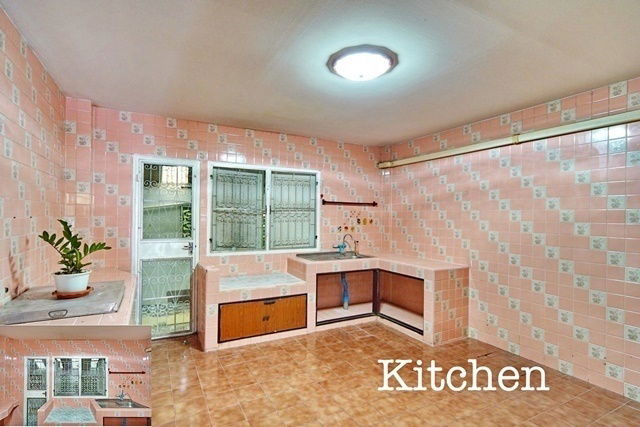 picture 5 bed Charoen Krung 105-109 Terminal21 Rama3 155m. CharoenRat 3-story townhouse for rent 420 sq.m 35 - 3/8