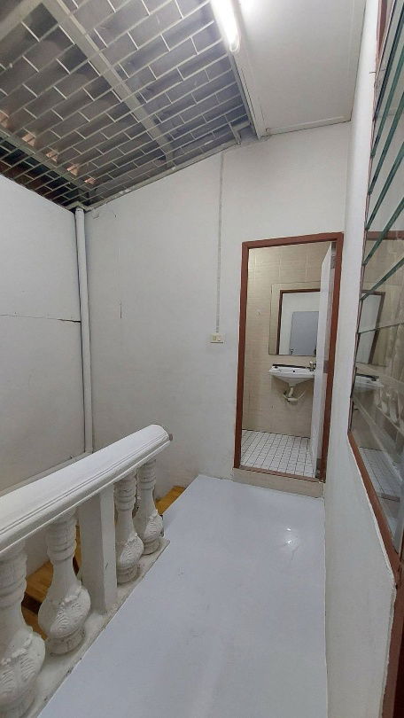 รูป For rent Town home Sukhumvit93 ให้เช่า ทาวน์เฮ้าส์ในซอย สุขุมวิท93 ซอยพึ่งมี ใกล้ BTS บางจาก - รูปที่ 4/14