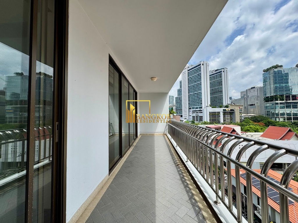 picture Large 4 Bedroom Duplex Apartment in Phrom Phong - BR21290AP - 19/55