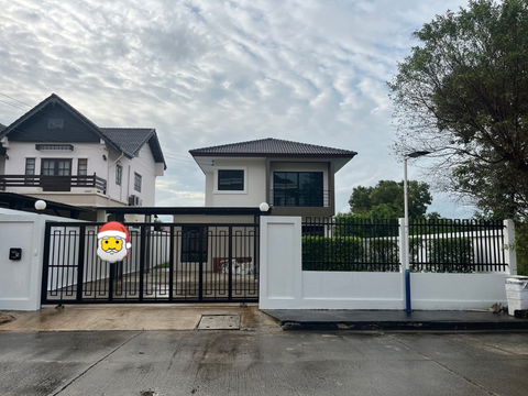 🏡 ให้เช่าบ้านเดี่ยว ซอยนิมิตใหม่ 18 หลังใหญ่ พื้นที่เยอะ ใกล้รถไฟฟ้า และทางด่วน 📍บ้านเดี่ยว 2 ชั้น ขนาด 89 ตร.วา