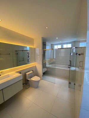 picture FOR RENT SOUL EKAMAI - LADPRAO / 3 bedrooms 4 bathrooms / 48 Sqw. 300 Sqm. **120,000** LUXURIOUS PROJECT CLOSE TO TOWN IN TOWN - 10/15