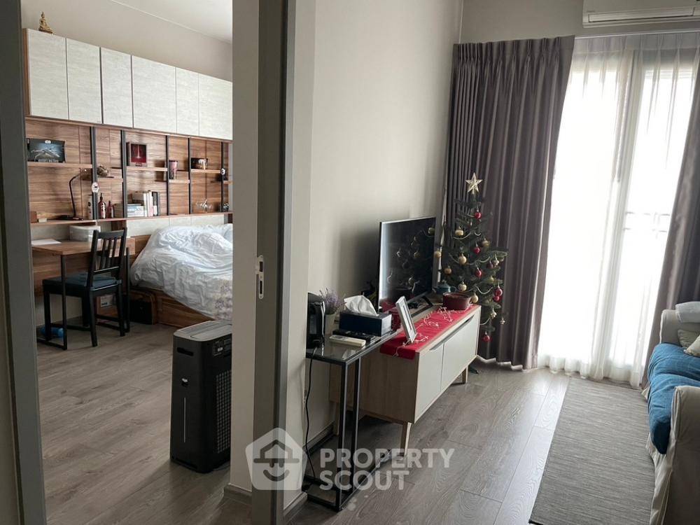 picture 1-BR Condo at Whizdom Avenue Ratchada – Ladprao near MRT Ratchadaphisek (ID 1266939) - 1/8