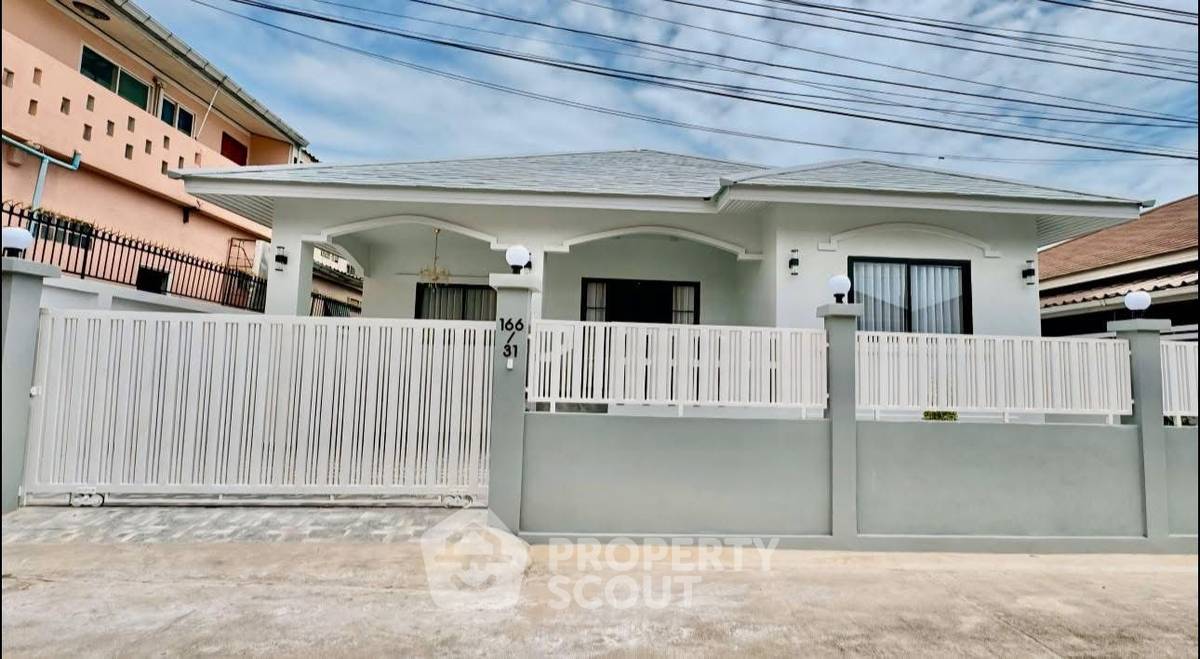 รูป บ้าน 3-ห้องนอน ใกล้ พัทยาตะวันออก (ID 2230063) - รูปที่ 1/25