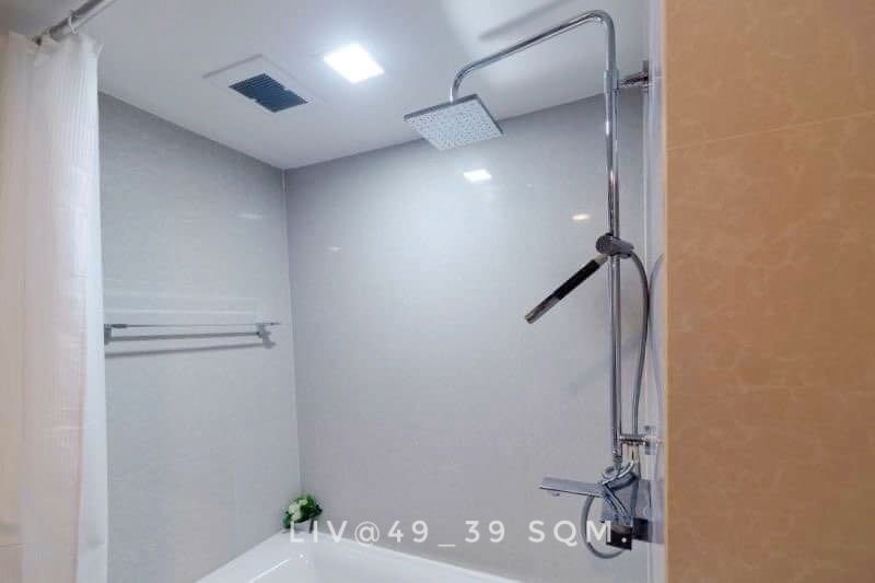 รูป For RENT, 1 bedroom fully-furnished at Liv@49 nice room good location near EmQuartier - รูปที่ 9/9