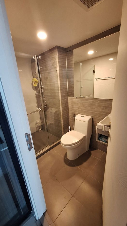 รูป Duplex​ 30 ตร.ม. 18,000 ฿ 🍉 Knightsbridge  Phaholyothin ​🍉 Tel&Line 06-2717-1764  - รูปที่ 9/10