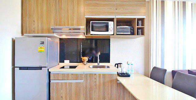 picture 1 km. from BTS Ekkamai. Room for rent Big chain hotel Ekkamai Hotel monthly or yearly 35-100 sqm. - 8/8