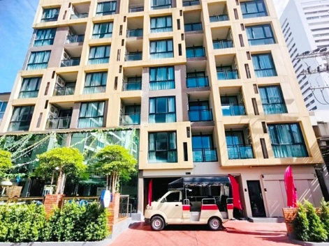 picture 1 km. from BTS Ekkamai. Room for rent Big chain hotel Ekkamai Hotel monthly or yearly 35-100 sqm. - 5/8