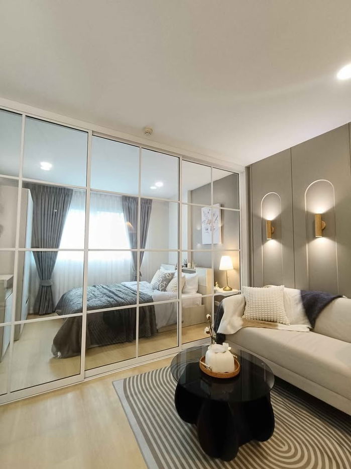 picture  Urgent Sale! Beautifully decorated minimal style condo near Bangkhunthod MRT 🌿 - 3/11