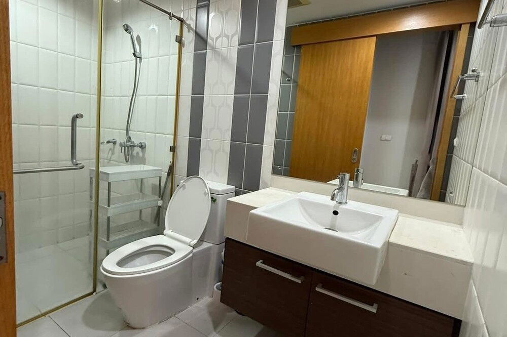 picture 🔥 Sale with tenant !!🔥 Code C20250700041..........Circle Condominium, 1 bedroom, 1 bathroom, high floor 13++, furnished, Special Deal!!📣📣 - 8/8