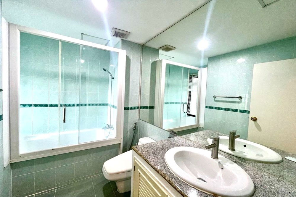 รูป 🔥 สำหรับเช่า !!🔥 Code C20250600060..........Sathorn Gardens, 2 ห้องนอน, 2 ห้องน้ำ, ชั้นสูง 13++, วิวสระว่ายน้ำ, แต่งครบ, พร้อมเข้าอยู่ 📣📣 - รูปที่ 7/7