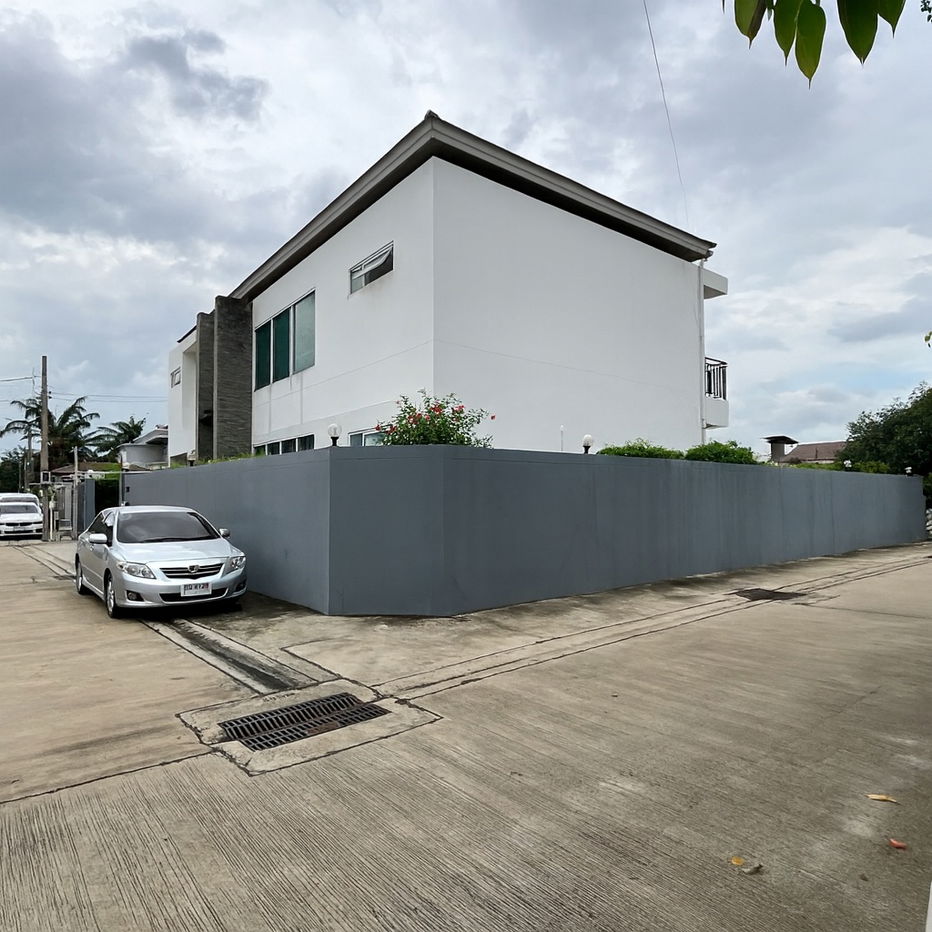 รูป บ้านหรู 2 ชั้น พร้อมสระว่ายน้ำส่วนตัวกลางกรุงเทพฯ ธารารมณ์ รามคำแหง 9 - รูปที่ 2/14