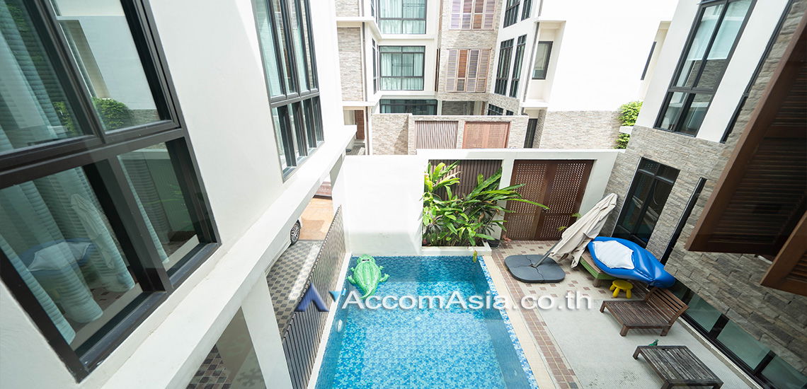 picture 🔼🔽 AccomA 📩 Renovated executive home with private pool in gated community (AA13419) - 3/19